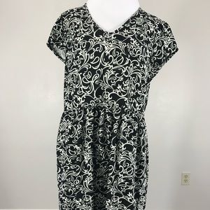 2xl Honey & Lace black and white dress. Los osos.